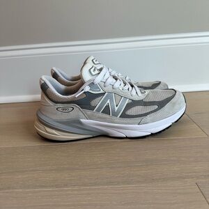 New Balance 990v6